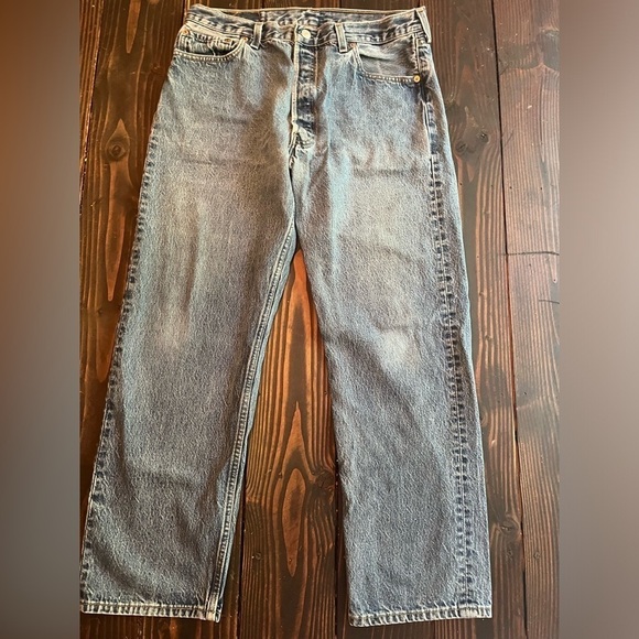 Men’s Levi Strauss 501 Straight Leg Light Wash 36x 29 - Picture 1 of 7